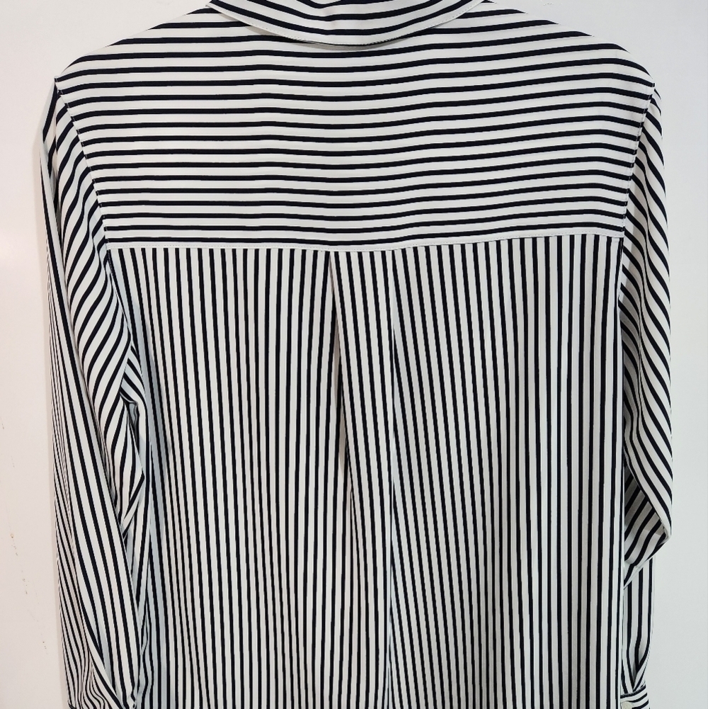 Womens black and white stripe blouse, size 10 - Picture 5 of 8
